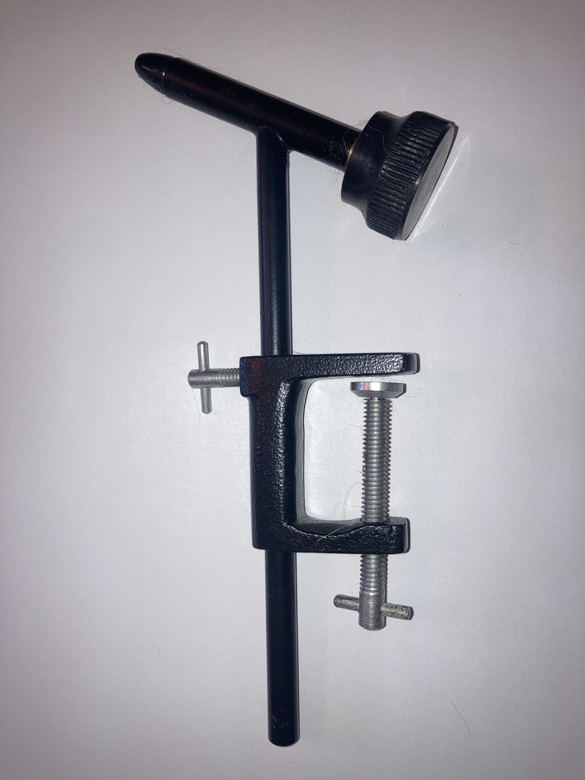 FLY TYING VISE, Great For The Novice And Pro. Easy To Use .