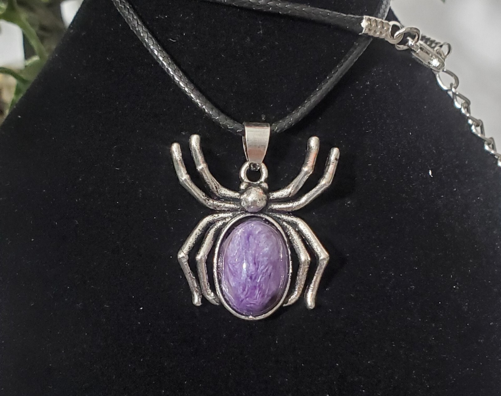 Spider Pendant Chorite