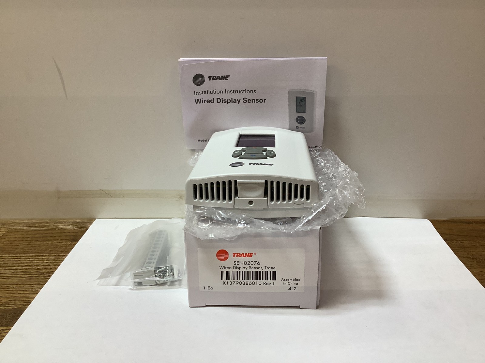 Trane SEN02076 Wired Display Sensor X13790886010 Rev J