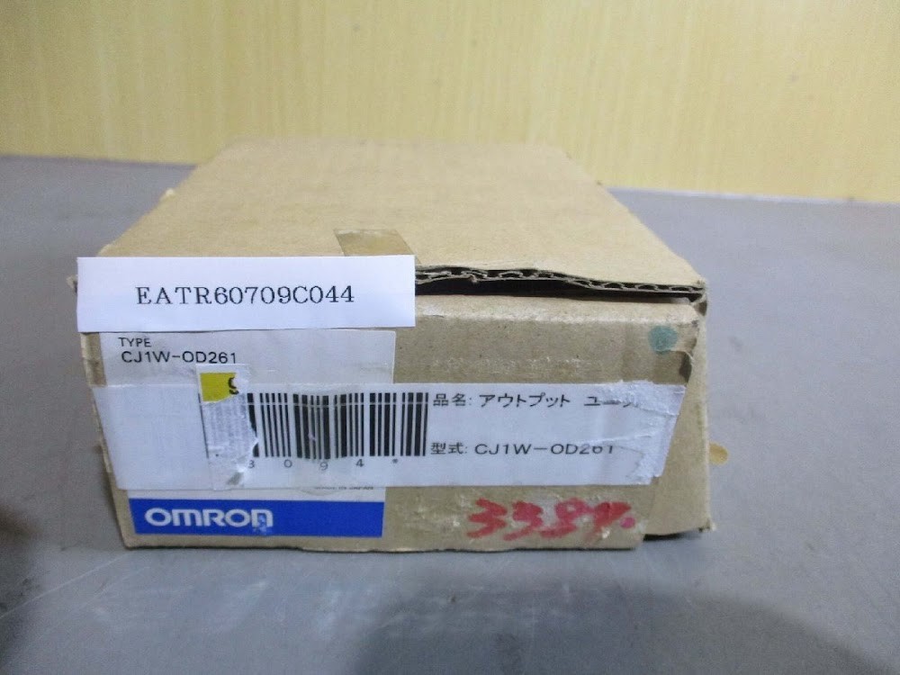 OMRON CJ1W-OD261 PLC Output Unit 24VDC Transistor USED