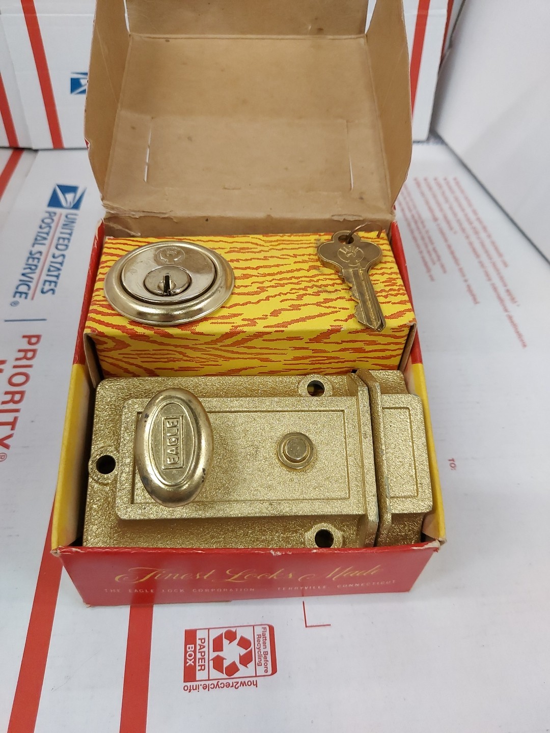Eagle Knight Latch Original Box 3500BLY  Never Used NOS