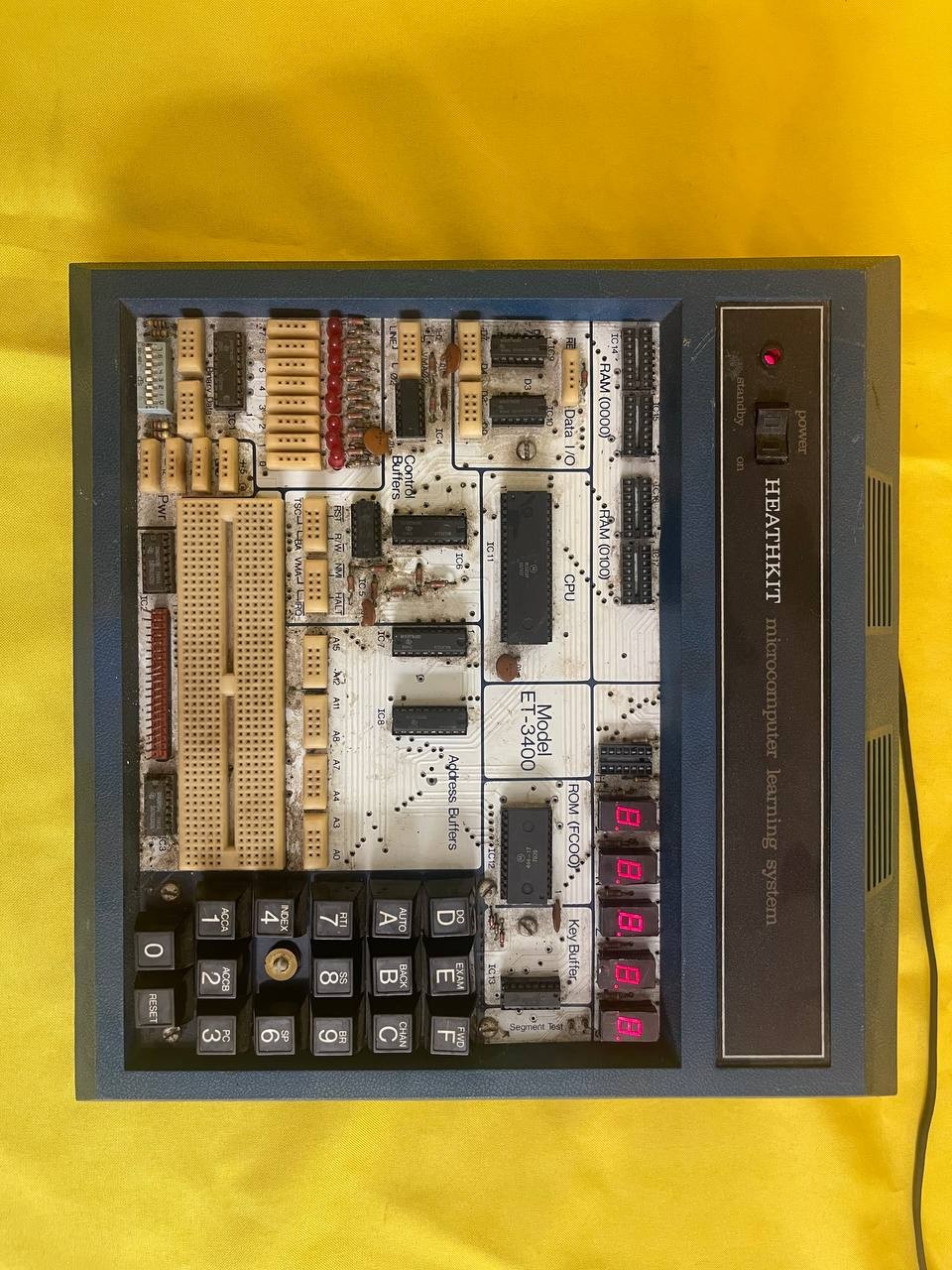 Heathkit ET-3400 Microcomputer Learning System Trainer Powers On RE