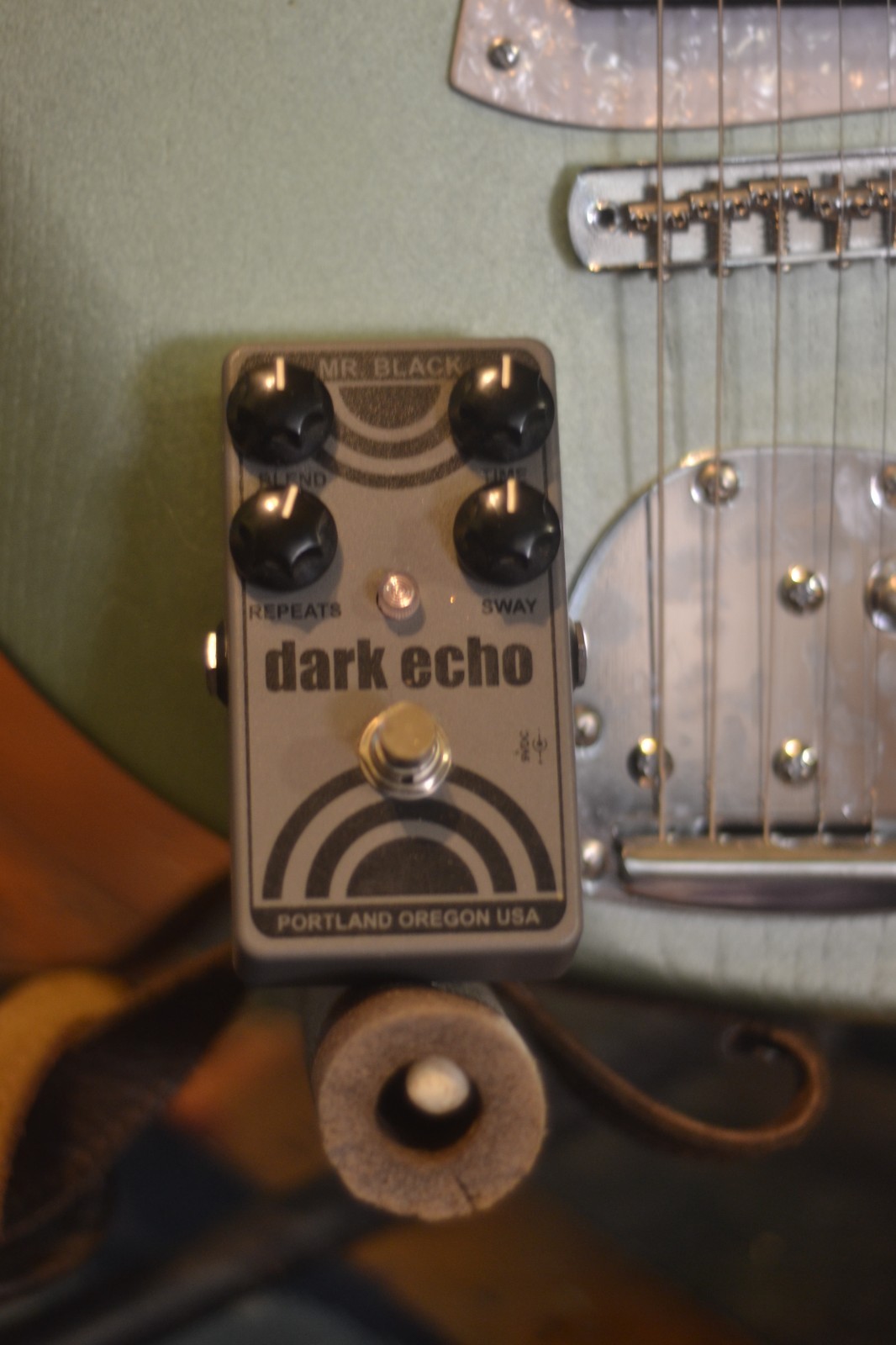 Mr. Black Dark Echo Guitar Pedal