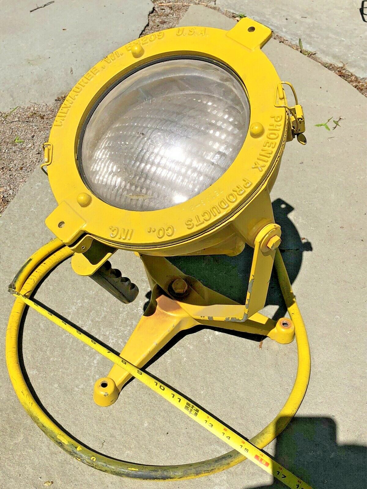 Phoenix Products Spotlight Industrial flood  Light WT-12/ 56/ 300P As-is