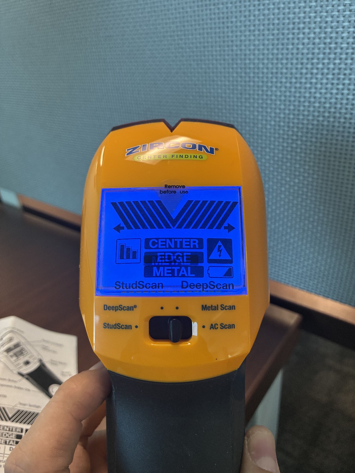MultiScanner A250 All-in-One Stud Finder & Wall Scanner w/ Battery Included