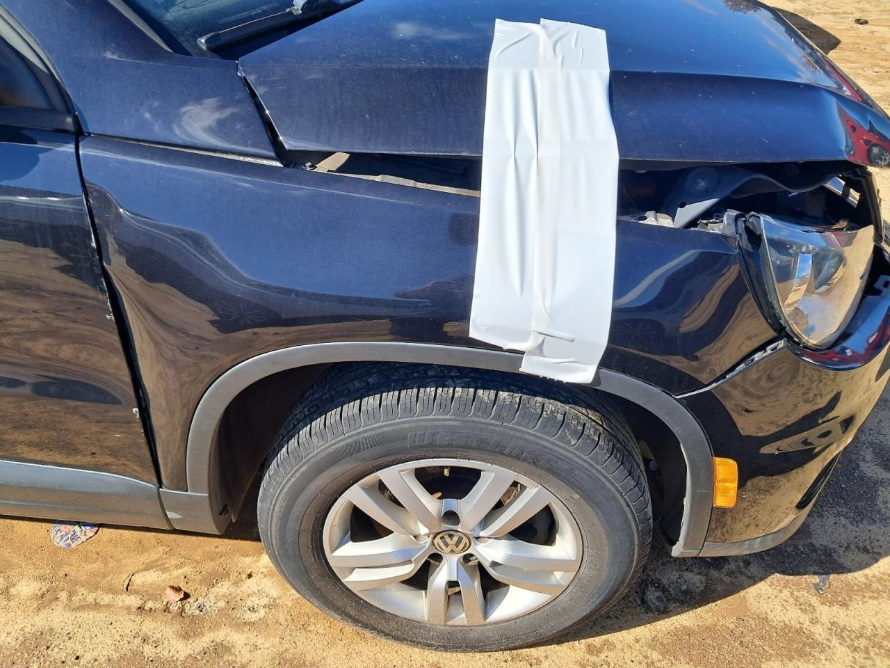 TIGUAN 2013 Glove Box 4850339