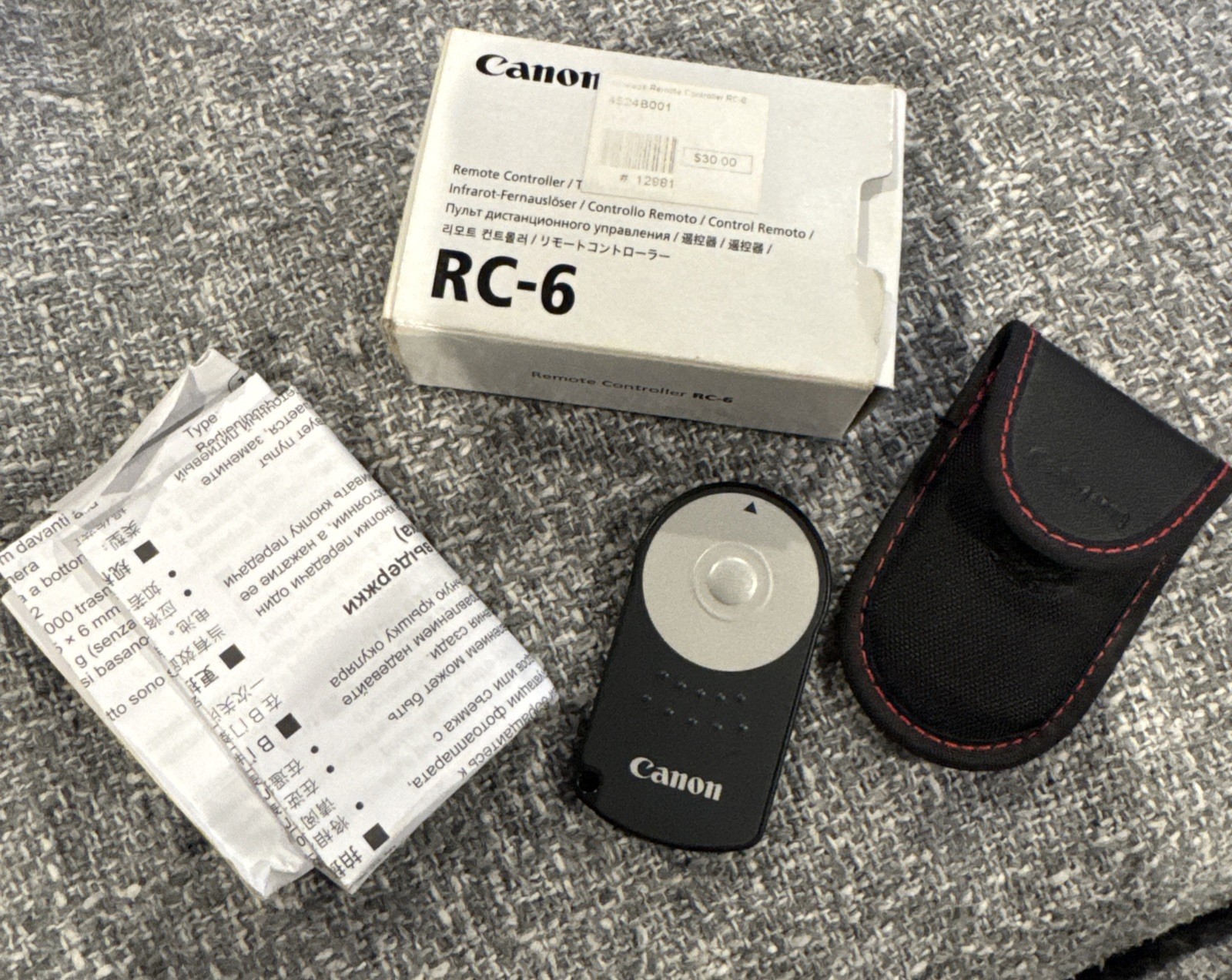Canon RC 6 Remote Controller Wireless Shutter Release for 5D Mark IV, EOS M, T7i