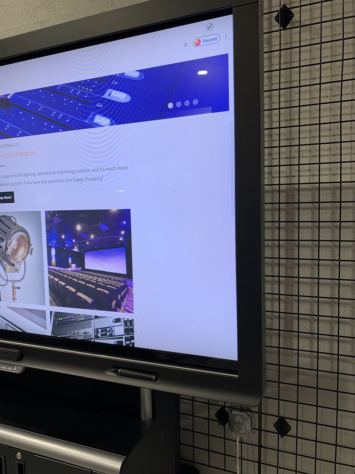 Smart Board SBID8070i-SMP 70" Interactive Whiteboard Touch Display & Stand 8070i