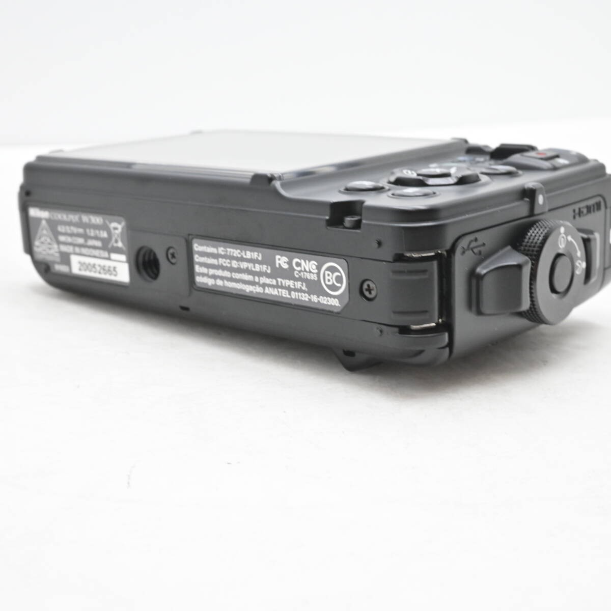 Nikon COOLPIX W300 BK Digital Camera