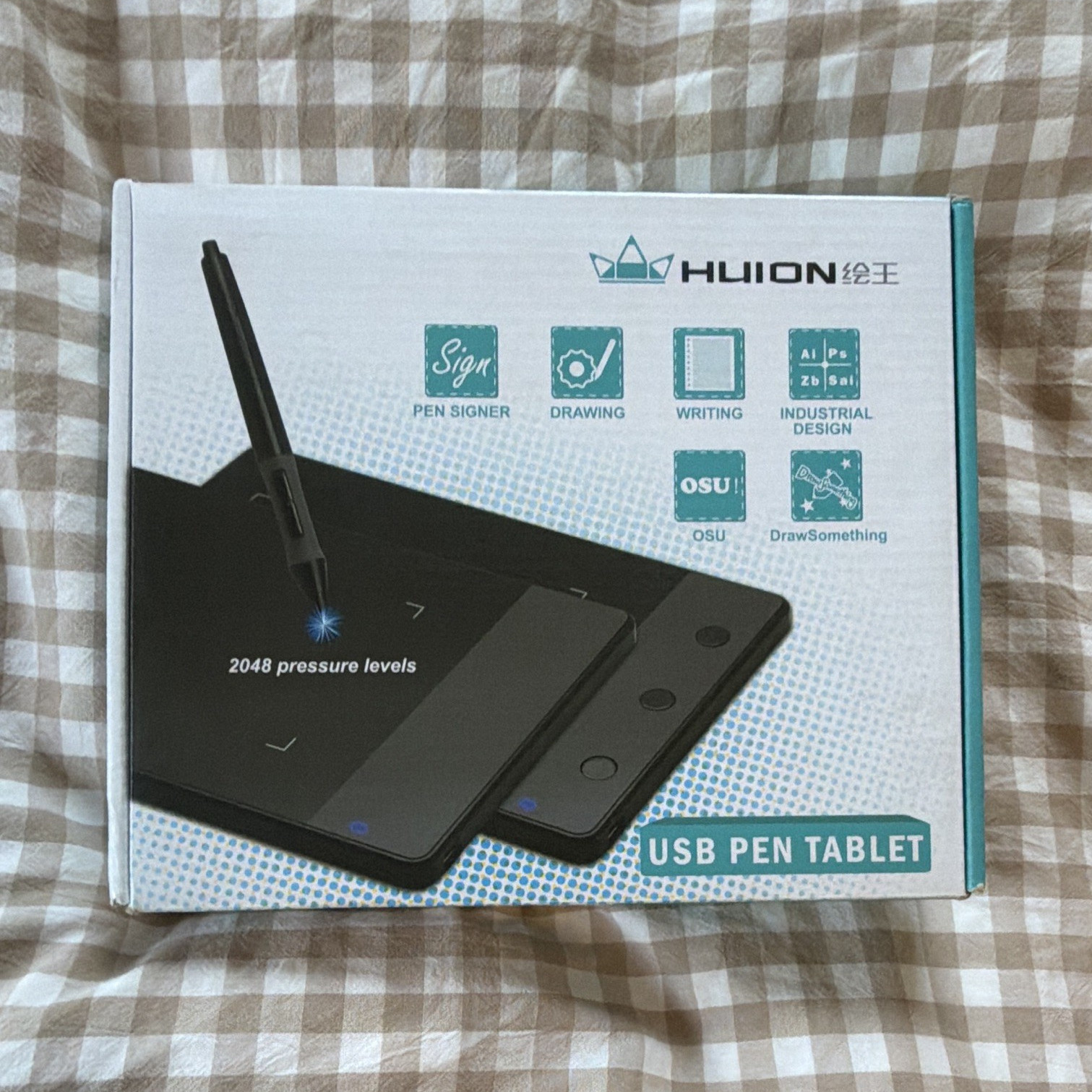 Huion H420 USB Graphics Drawing Tablet w/ Pen, USB Cable & Driver CD