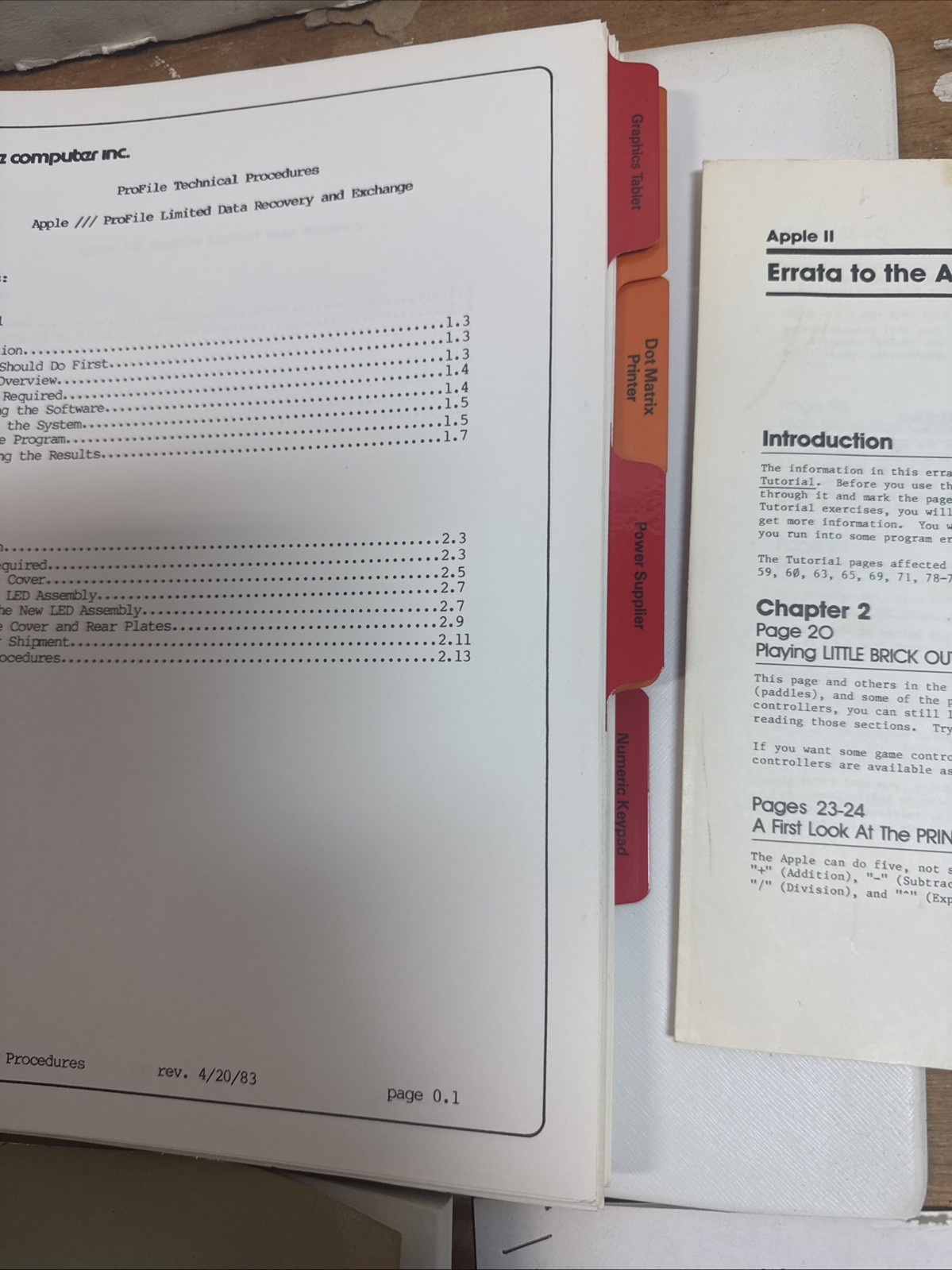 Apple Service Binder Technical Procedures Vol 1 + ResEdit Reference Version 2.1