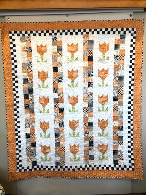 CHECKERBOARD TULIPS Quilt Pattern
