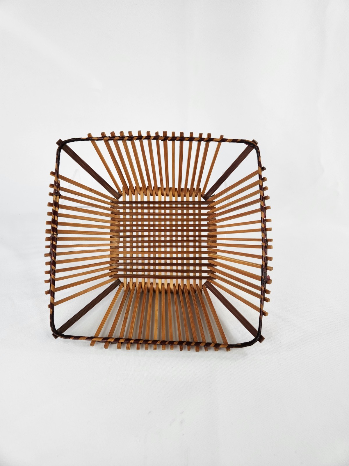 Vintage Square Basket Bamboo Wood Bowl Decorative Wall Hanging Fruit Decor