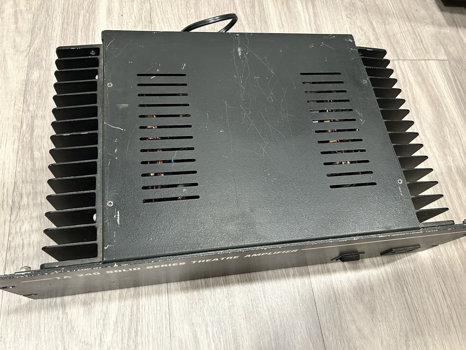 Smart Theatre Systems TA 240 Solid series