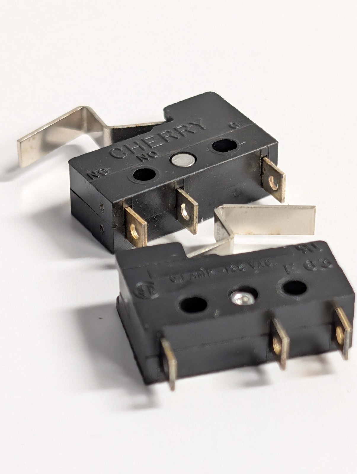CHERRY MINIATURE MICRO SWITCH E-63 SERIES (2 PACK)