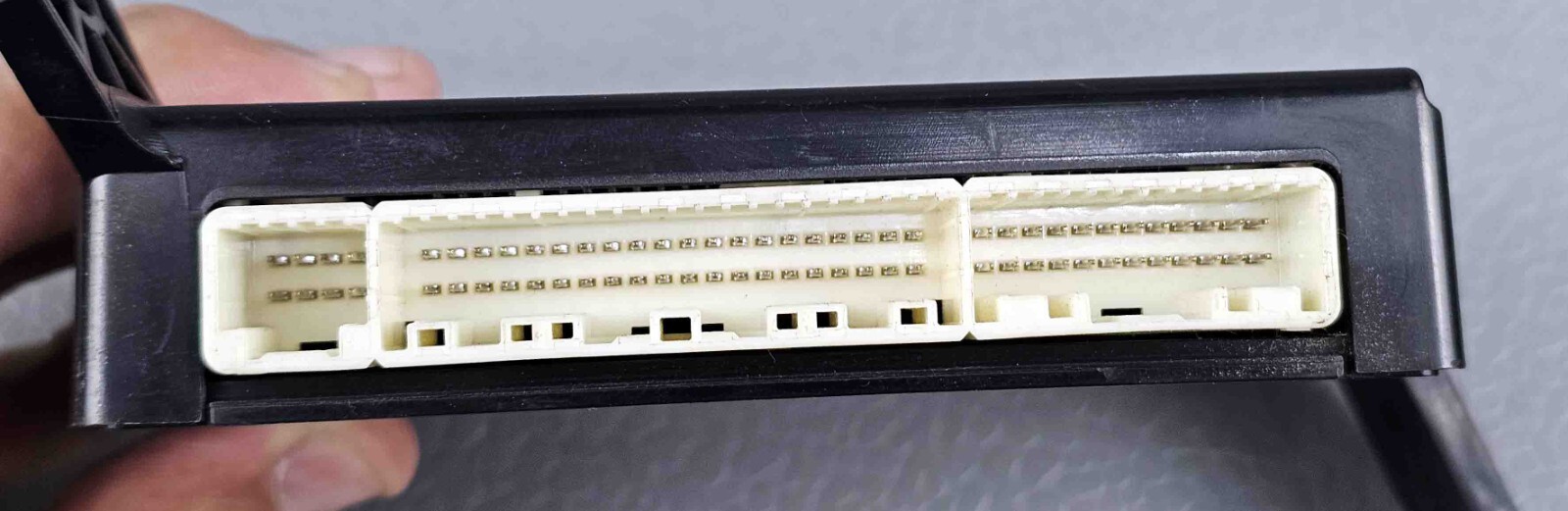2008-2013 Toyota SEQUOIA A/C Temperature Amplifier Control Module 88650-0C083
