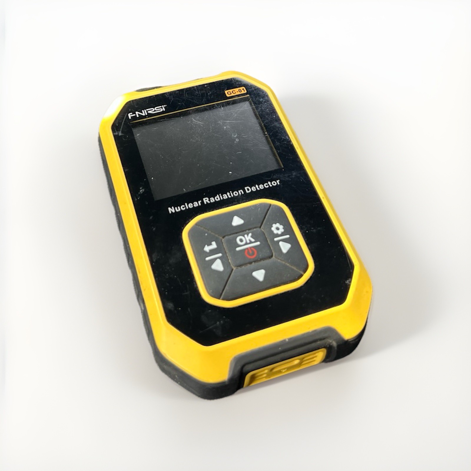 FNIRSI GC-01 | Nuclear Radiation Detector | Geiger Counter Meter