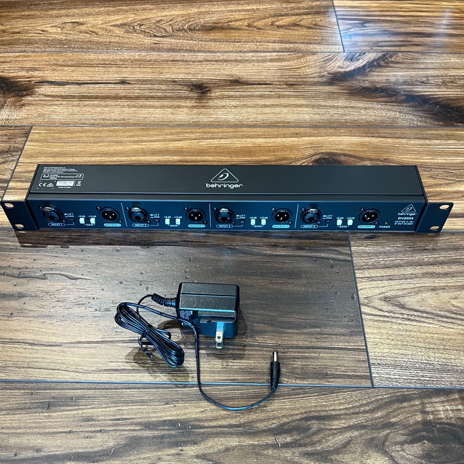 Behringer DI4800A 4-Channel Active Rackmount DI