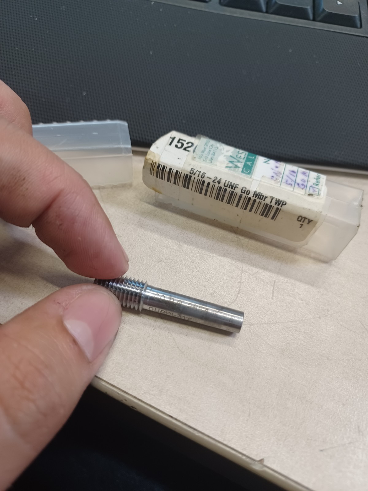 5/16-24 UNF Go Mbr TWP Threaded Plug 1Flute