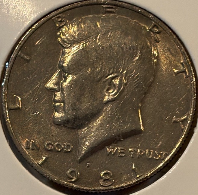 1981 P 50C Kennedy Half Dollar. **Free Shipping**