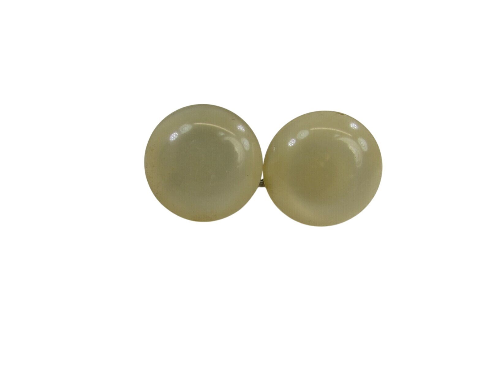 Vintage Button Disk Cream Off White Screw Back Earrings 51467