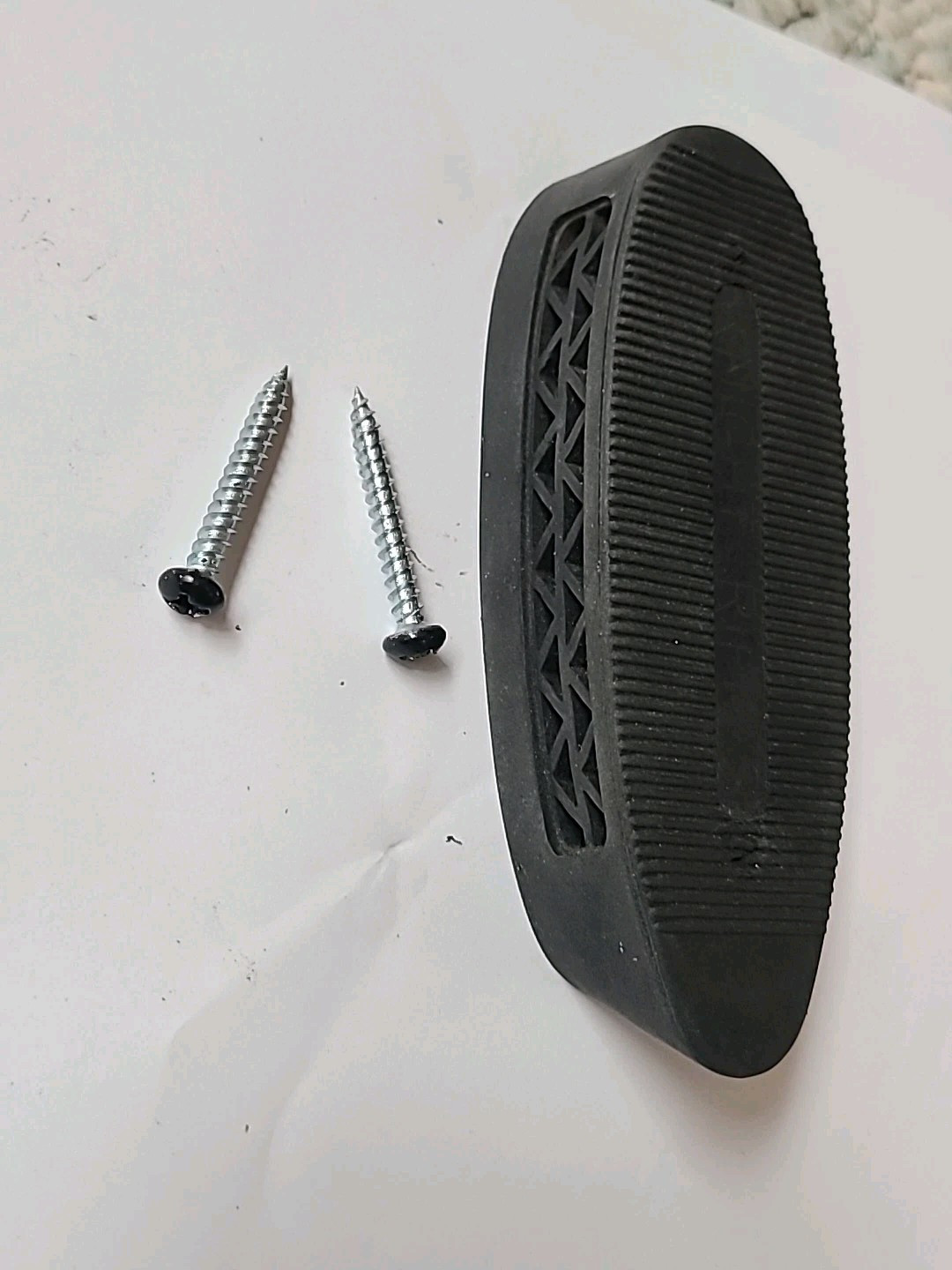 KNIGHT REVOLUTION Muzzleloader Buttpad W/ Screws