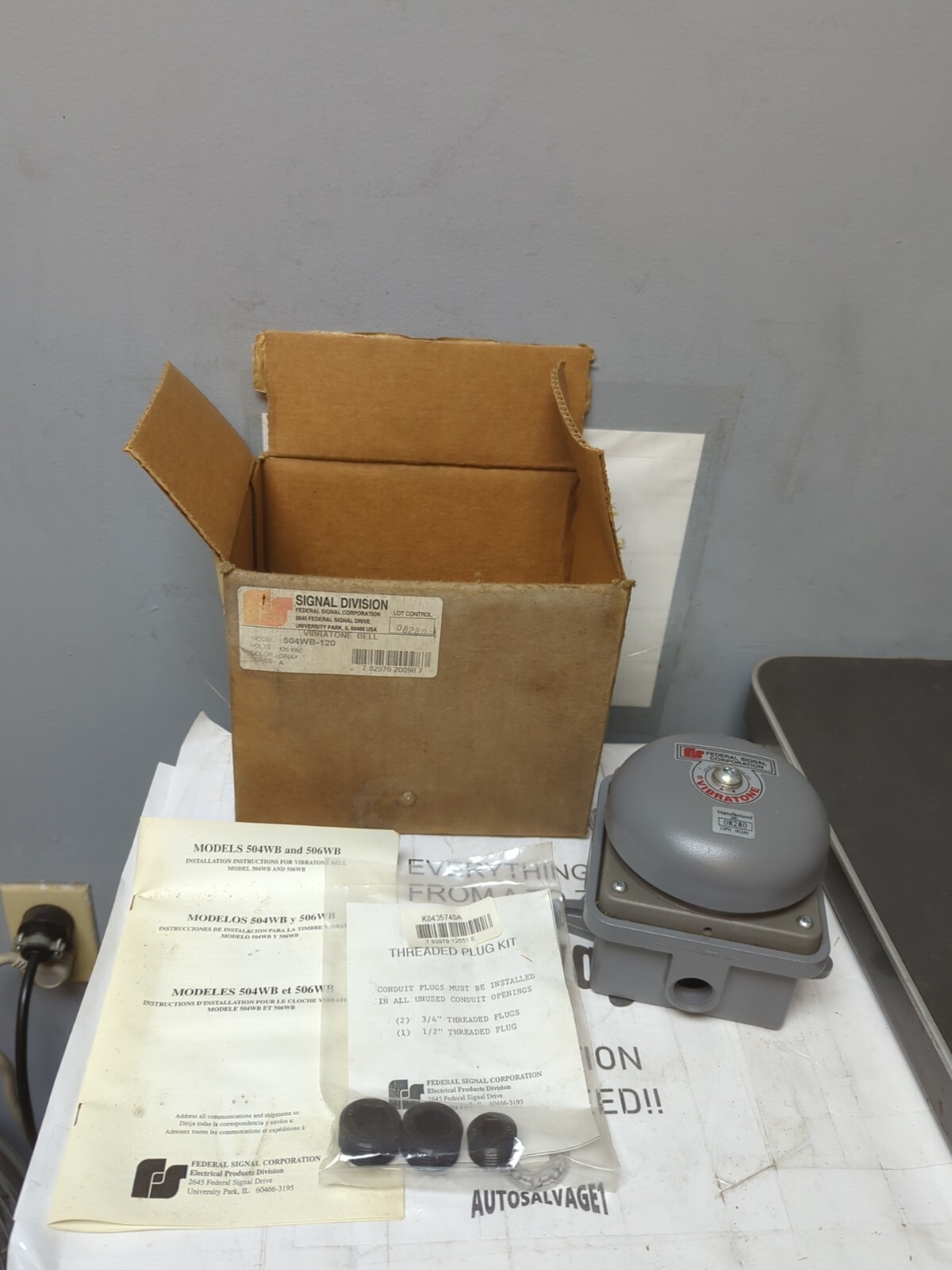 FEDERAL SIGNAL,504WB-120,WEATHER PROOF VIBRATONE BELL SERIES A GRAY