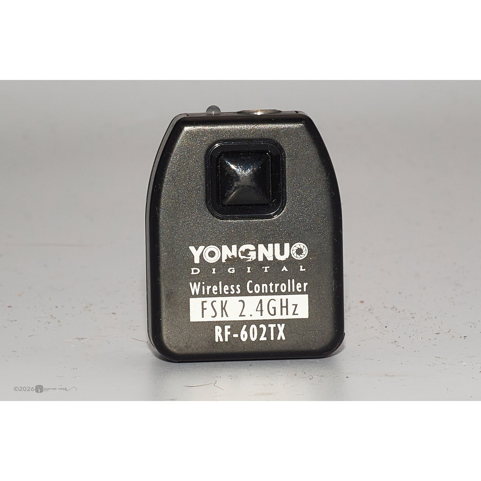 Yongnuo RF-602TX Wireless Controller Transmitter 2.4GHz Black Good FSK Trigger