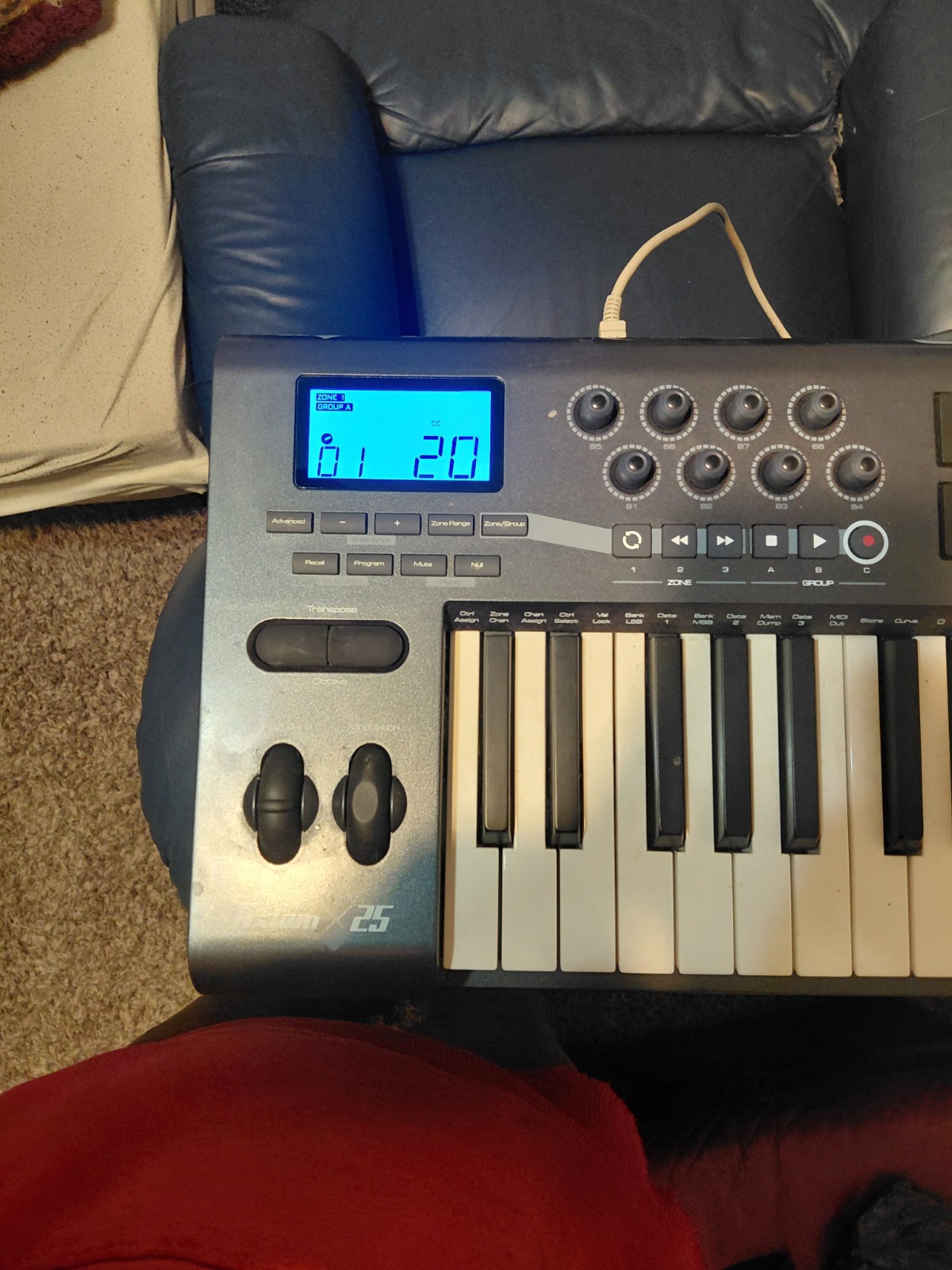 M-Audio Axiom 25-Key Semi-Weighted USB Midi Keyboard Controller