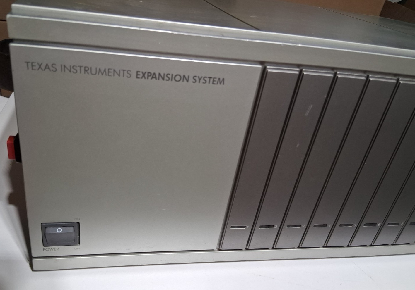 Texas Instruments PHP1200 Peripheral Expansion System Box 4 TI-99 4A - Powers On
