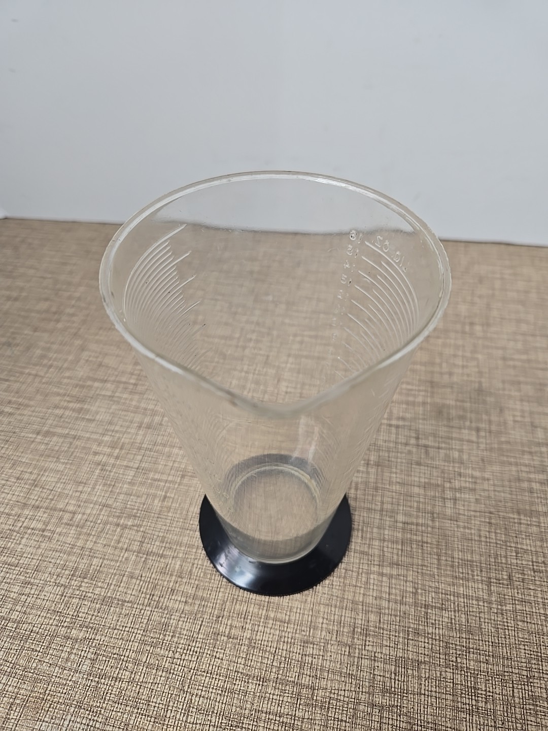 Vintage Yankee G-16 Beaker