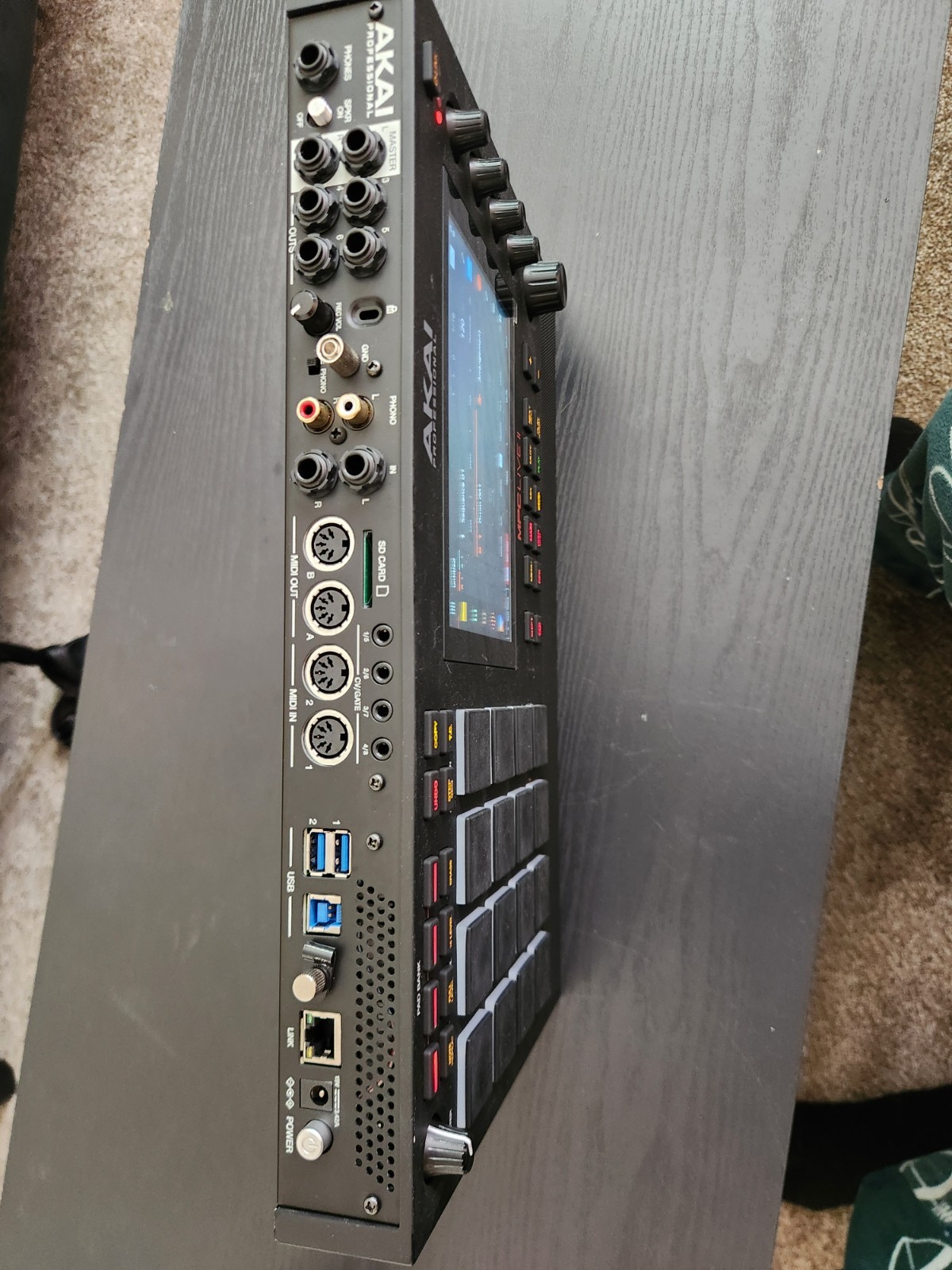 MPC LIVE 2