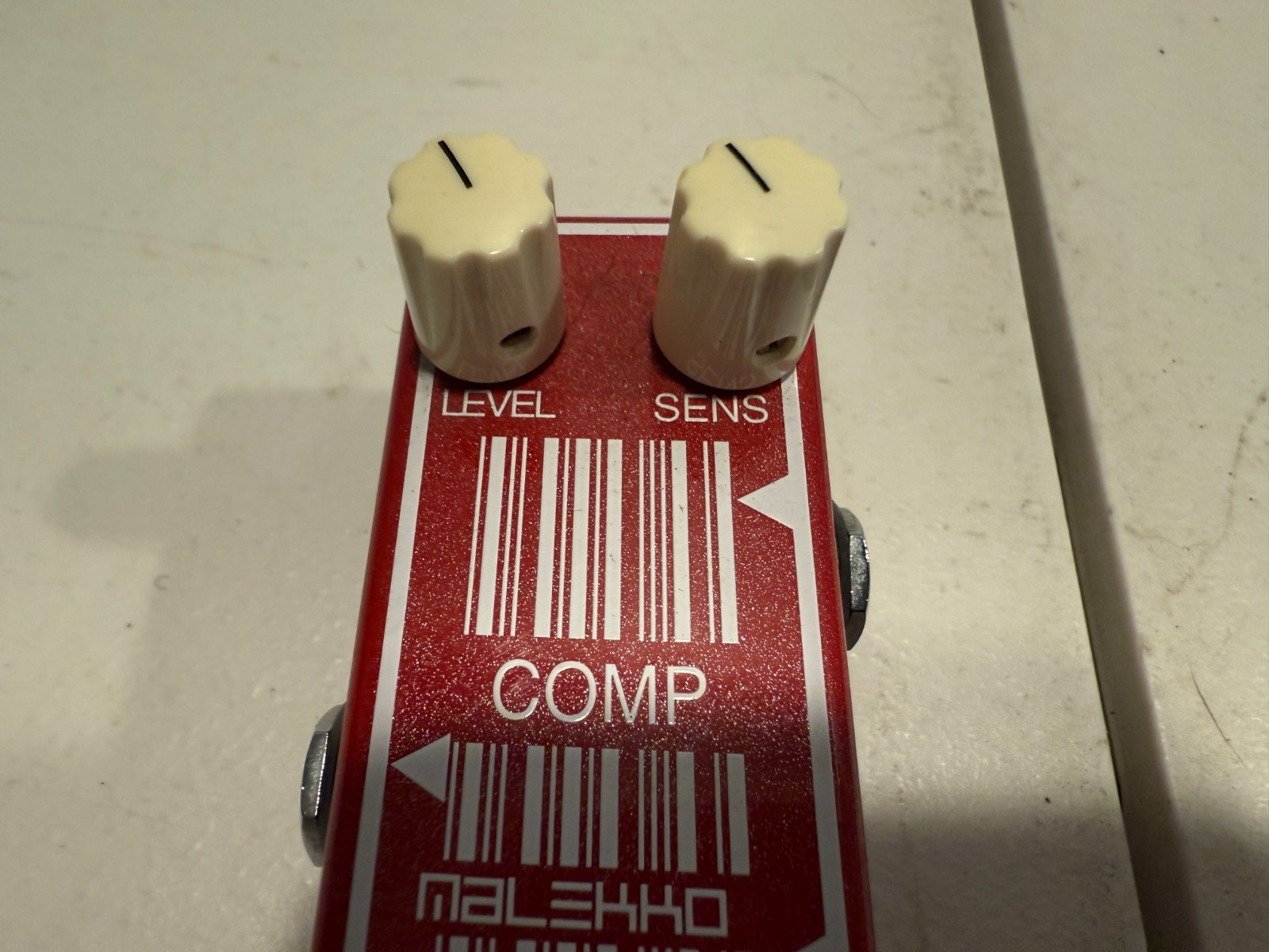 Malekko Omicron Comp Compressor Mini Compact Guitar Effect Pedal