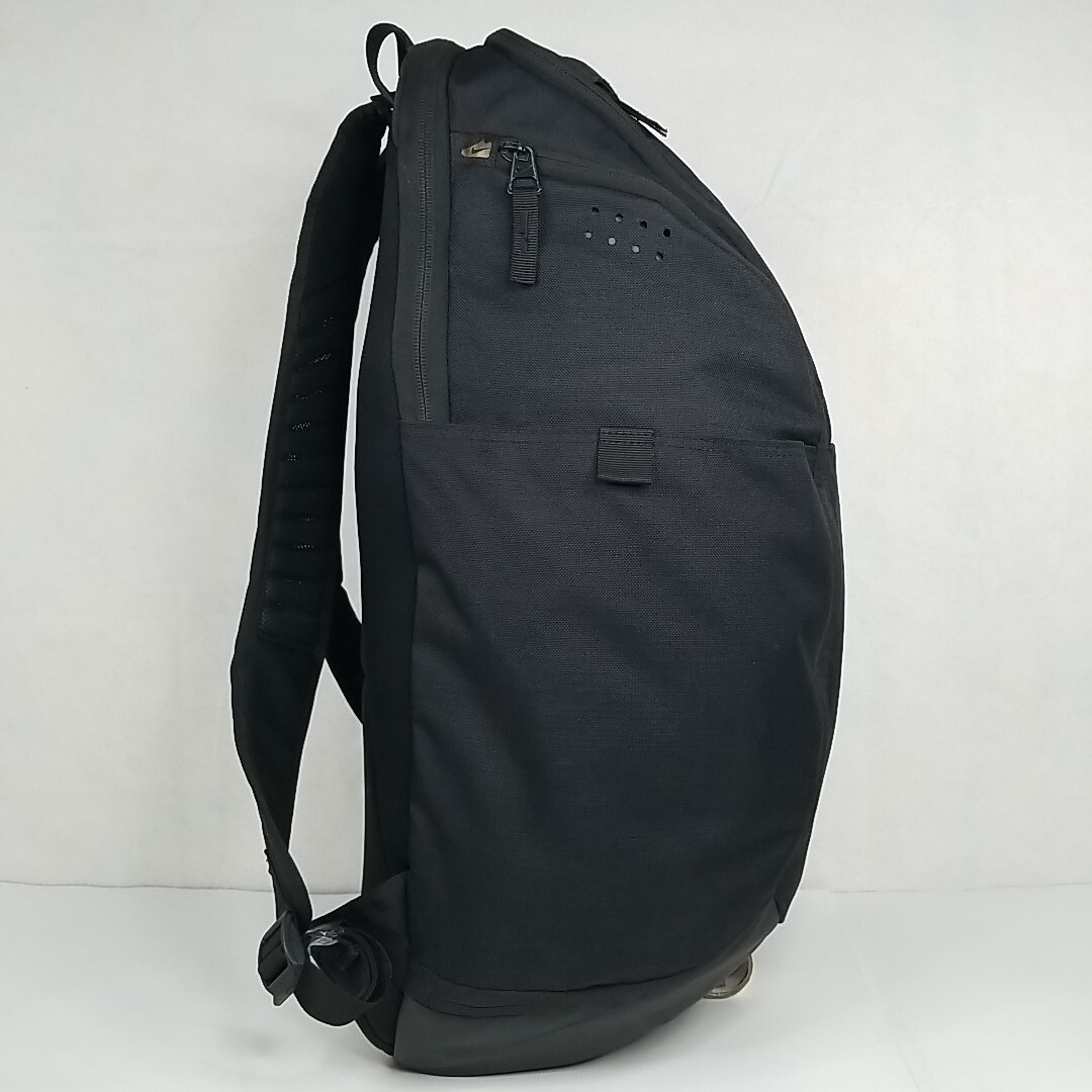 Nike Elite Hoops Pro Basketball 22" Backpack Black /Metallic Gold BA5554-010