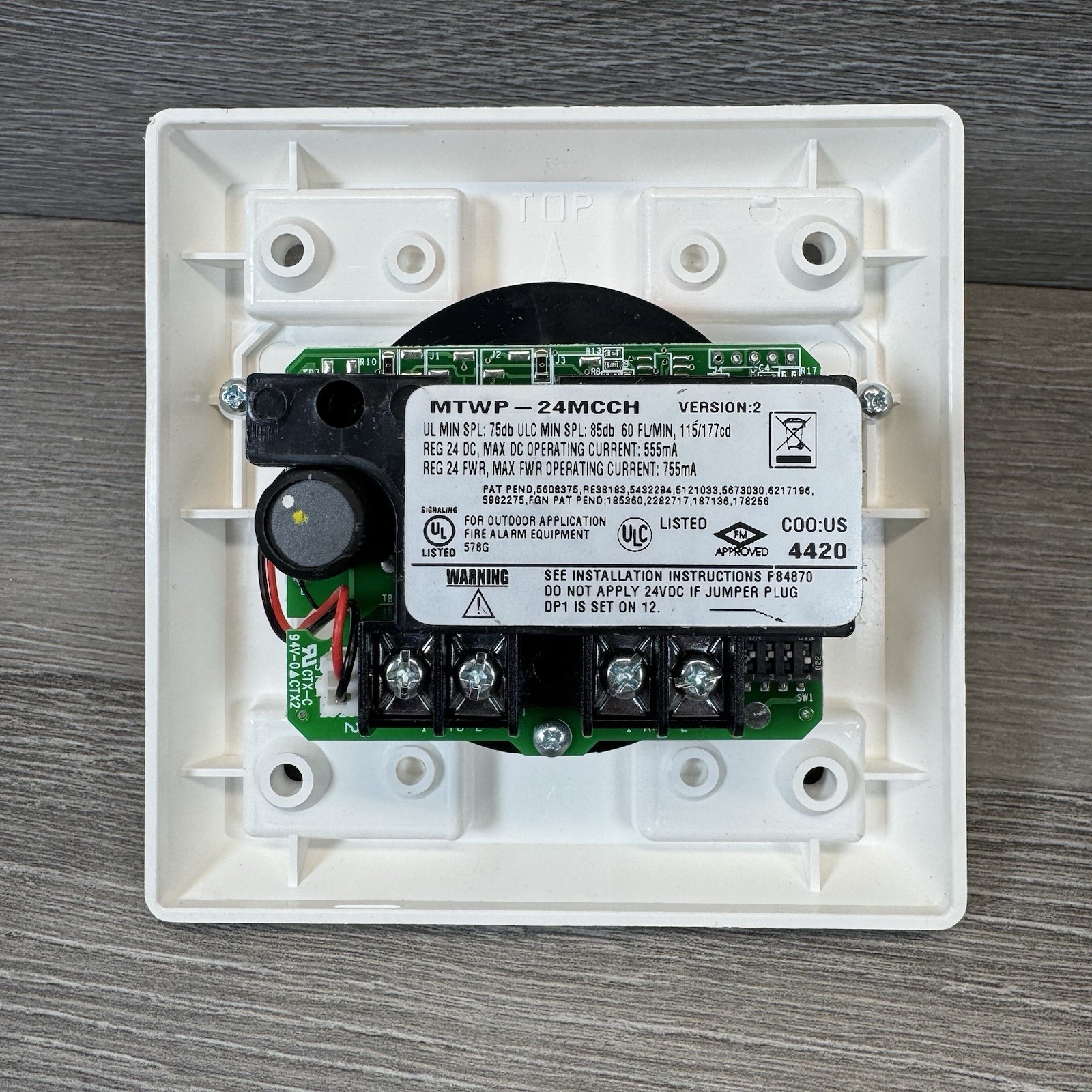 Wheelock MTWP-24MCCH-FW Strobe Signal