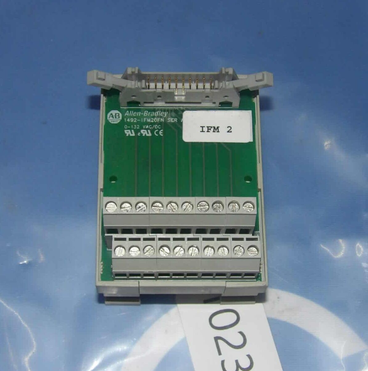 Allen Bradley SLC500 1746-IV16 Series C Input Module w/ 1492-IFM20FN And Cabl...