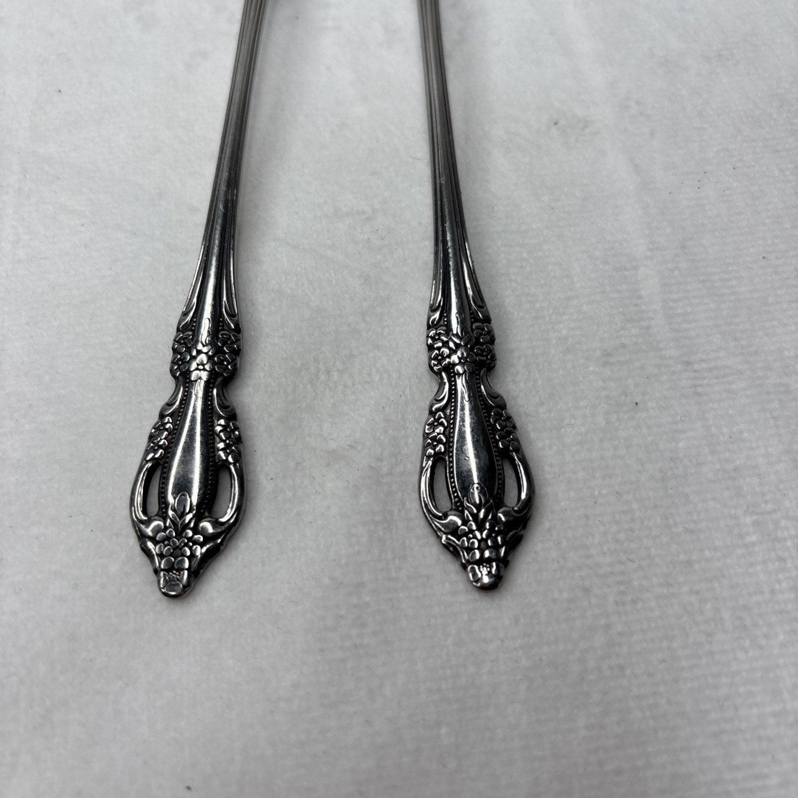 2 Cocktail Forks Oneida Raphael Distinction Deluxe Stainless Flatware