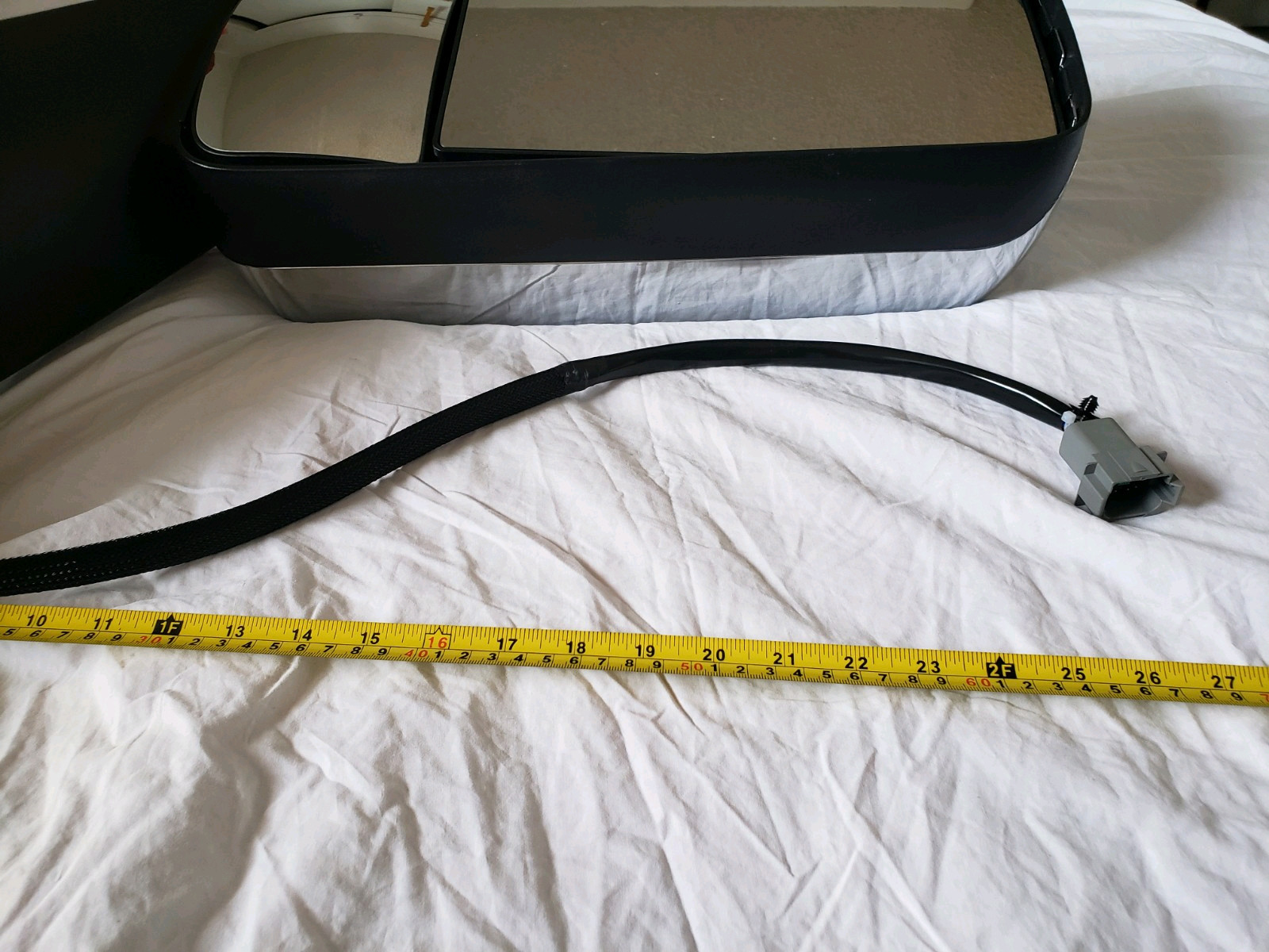 Commercial FREIGHTLINER LEFT SIDE DOOR MIRROR