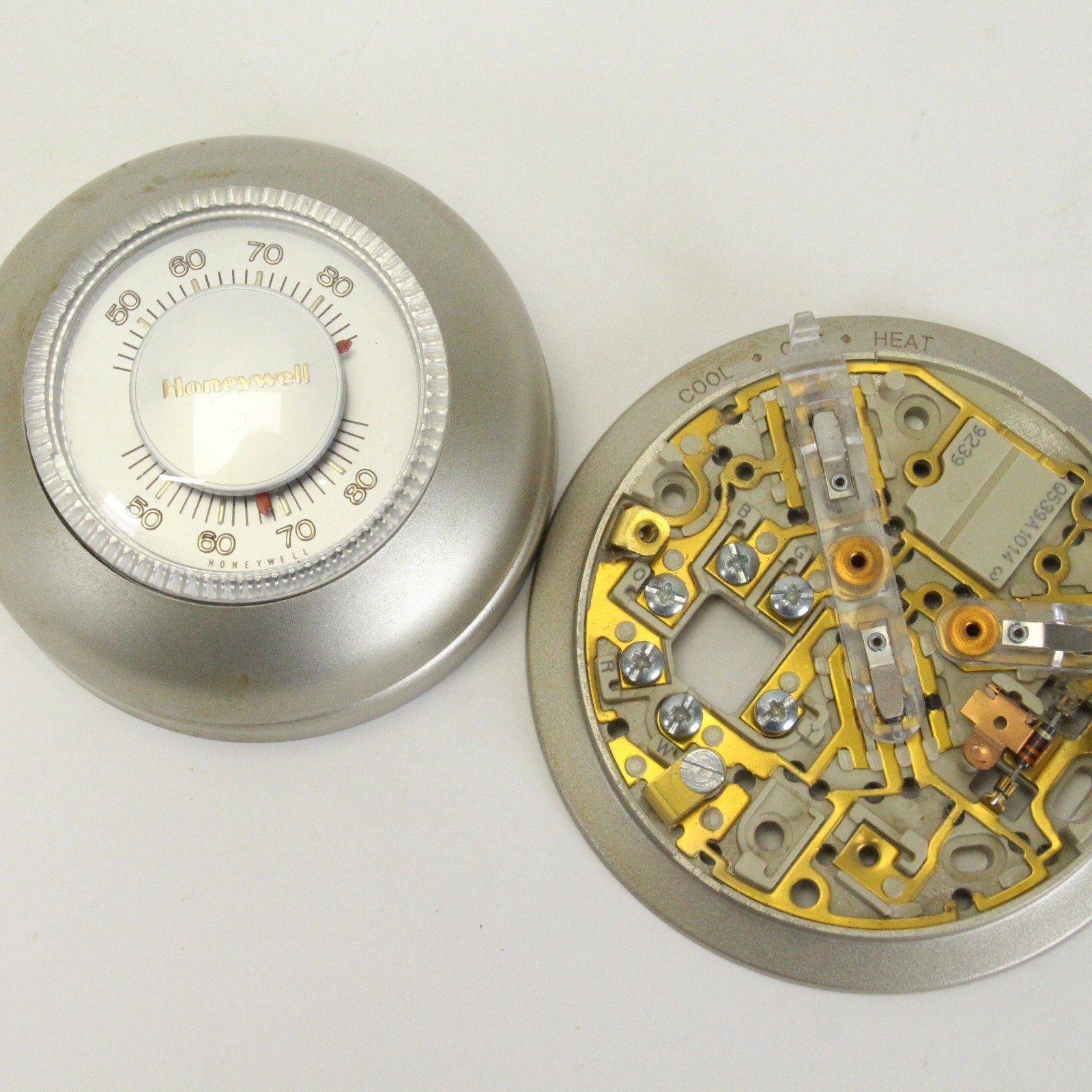 Honeywell T87F Round Analog Thermostat Heat Anticipator Heating Cooling