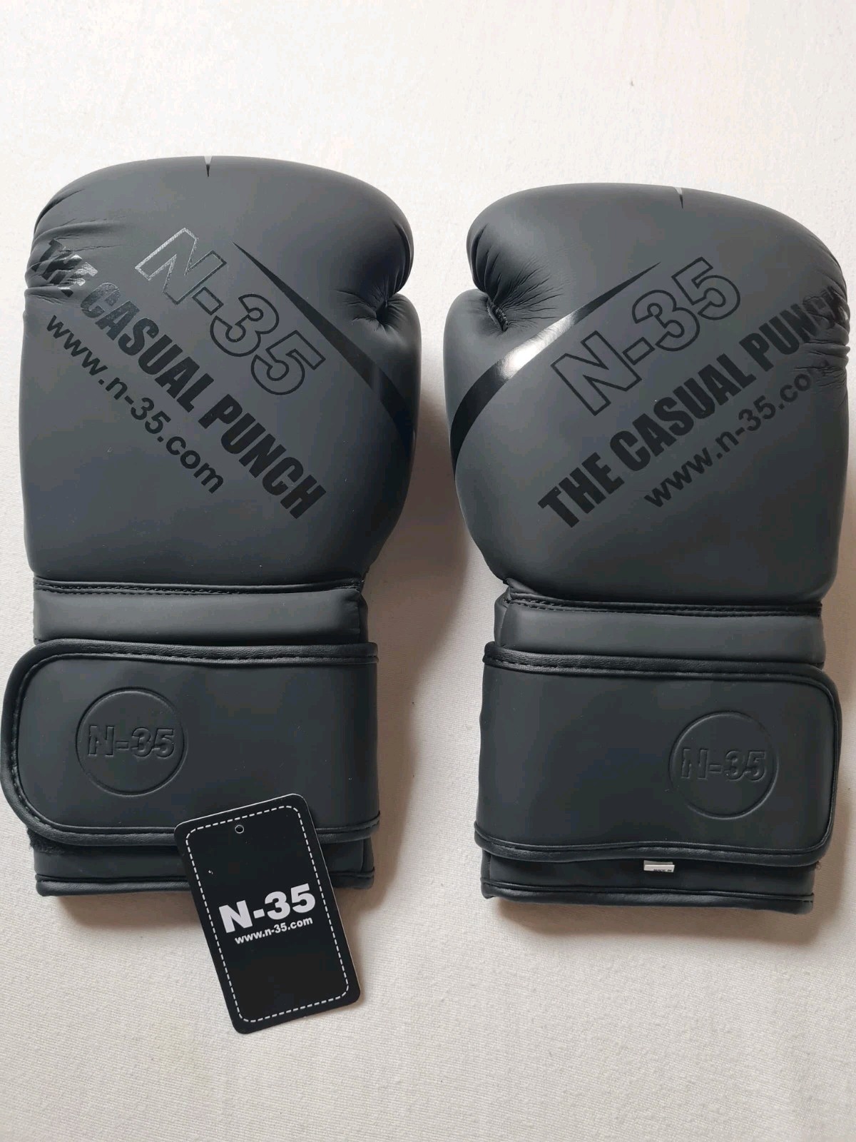 16 oz Sparring Boxing Gloves Kickboxing Punching Gloves MMA Muay Thai N-35