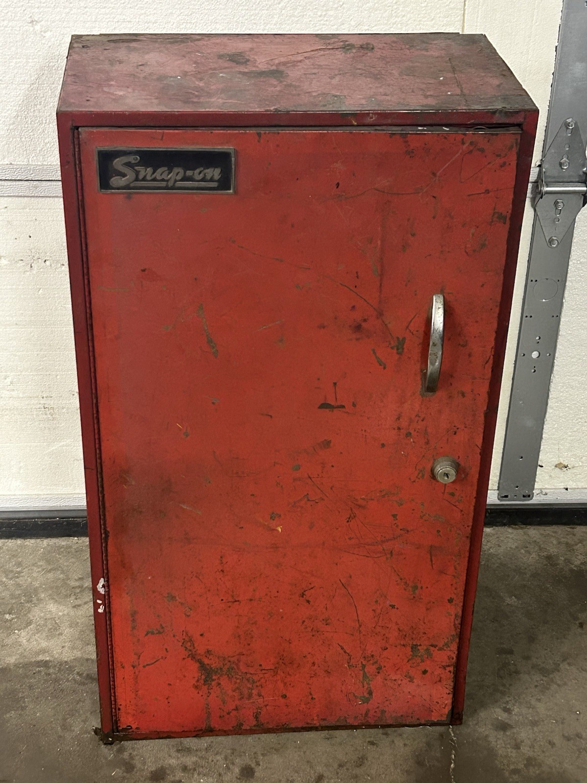 VTG Snap-On Side Box Wall Hanging Cabinet Chest Gas Storage Rough Condition