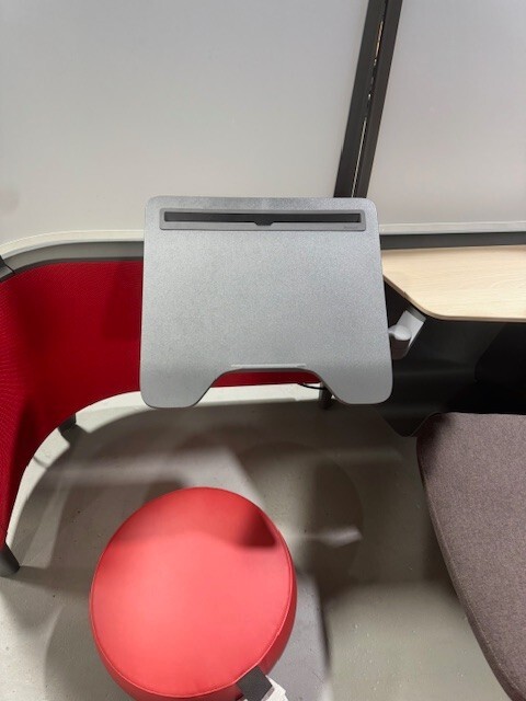Steelcase Brody Privacy Work Lounge/ Work Desk w/ Chair & Foot Extension