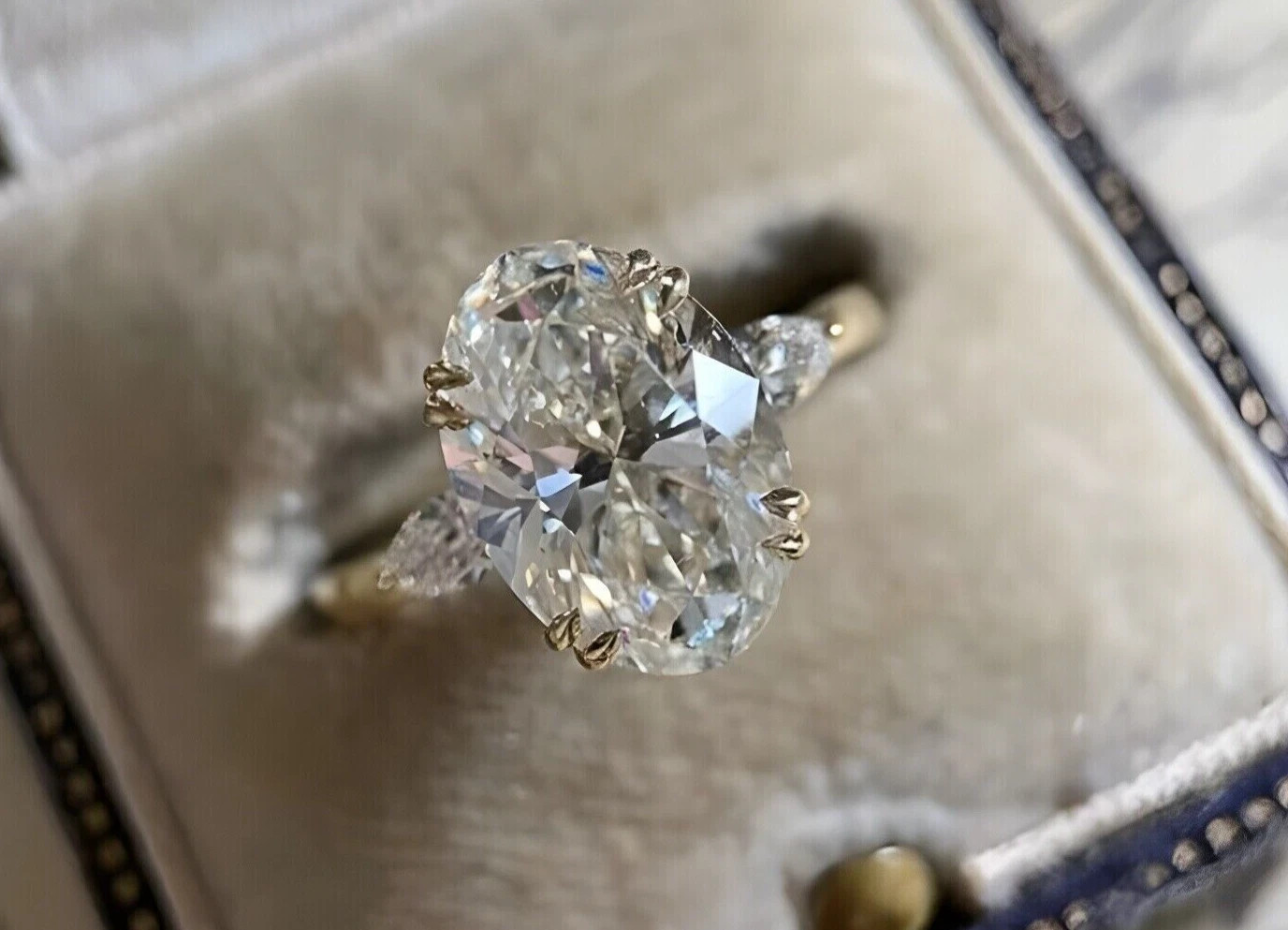 Certified 2 Ct Oval Lab-Grown Diamond Solitaire Engagement Ring Sterling Silver