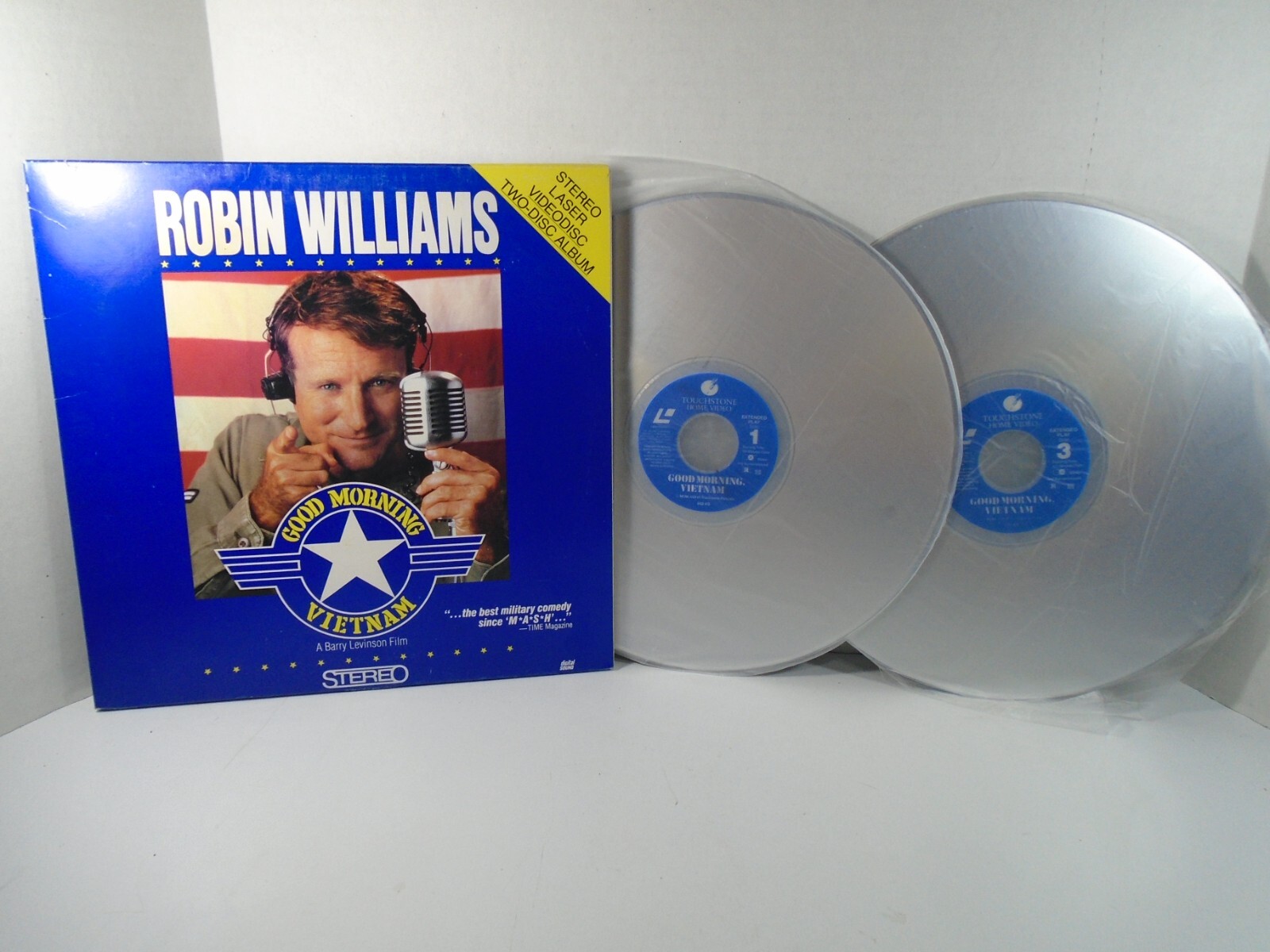GOOD MORNING VIETNAM W/ ROBIN WILLIAMS--LASER VIDEODISC 2 DISC SET (LOOK)