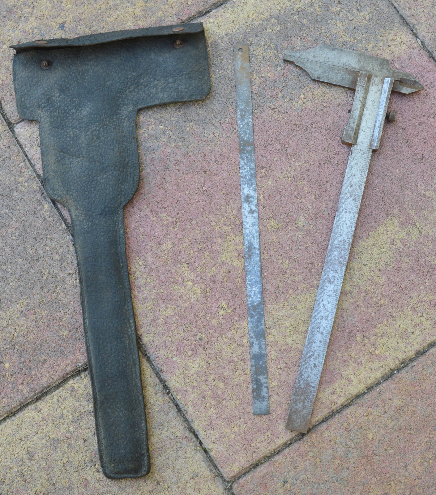 German WW2 Wehrmacht soldier Sapper Mauser Caliper Ruler Tool + Leather Case Set