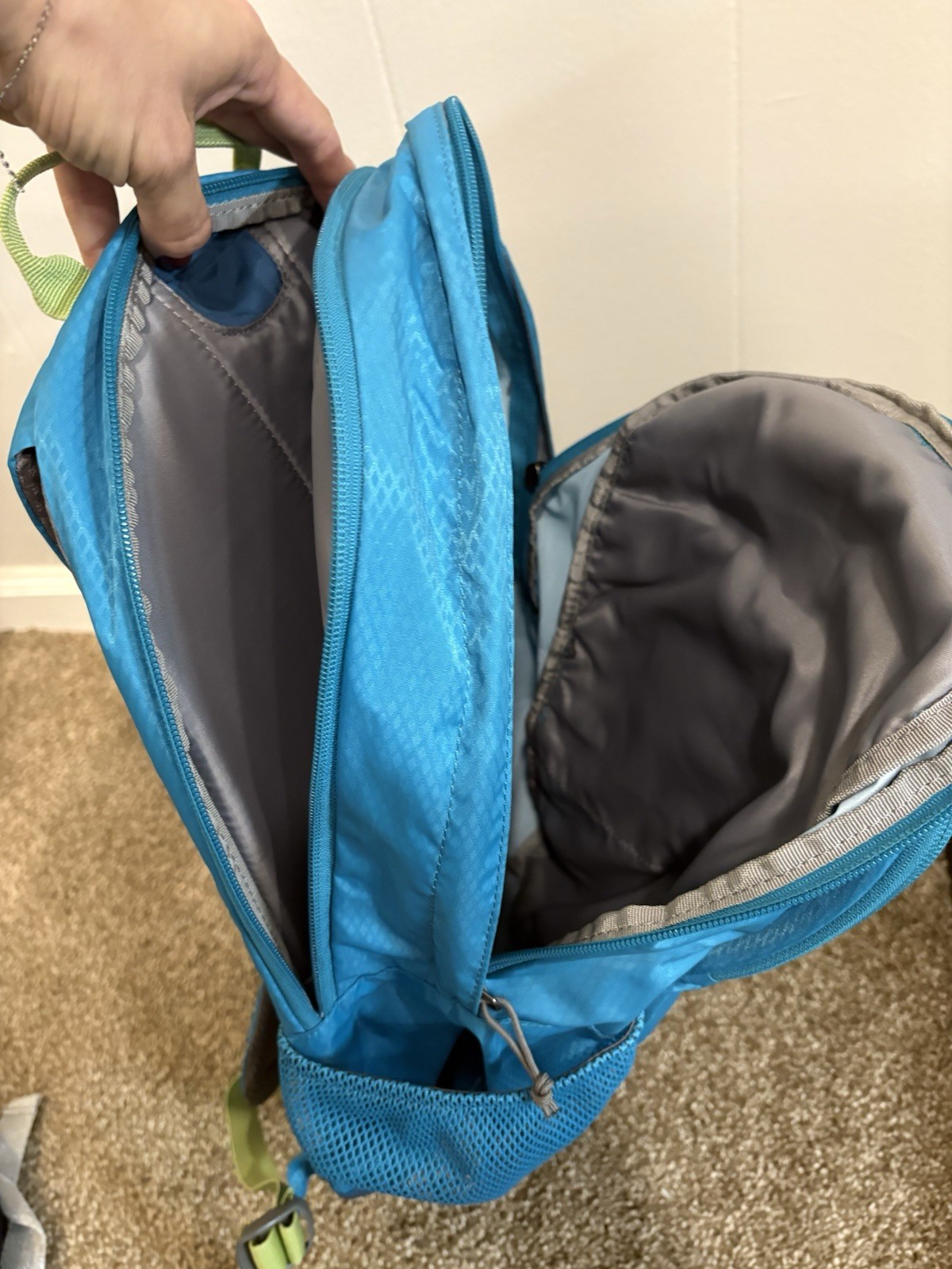 Camelbak Daystar Backpack Blue Gray Hiking Backpack-2 Compartments No Bladder