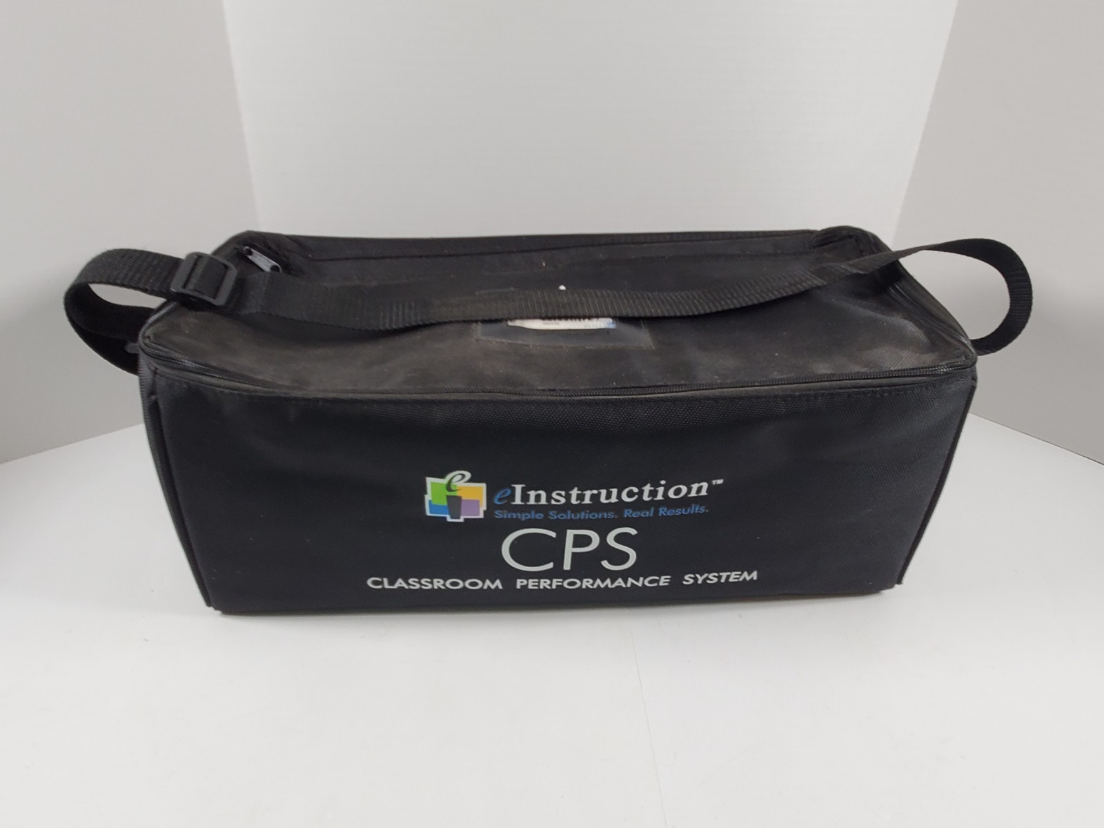 Lot of 25 eInstruction Classroom Performance System Clickers W/Case
