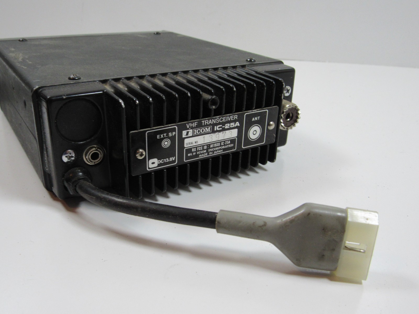 ICOM IC-25A VHF 2 METER TRANSCEIVER With Mic - Untested