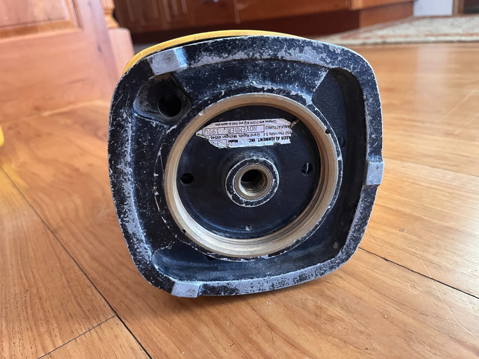 Laser Alignment Laser Beacon model 3900 With Case UNTESTED