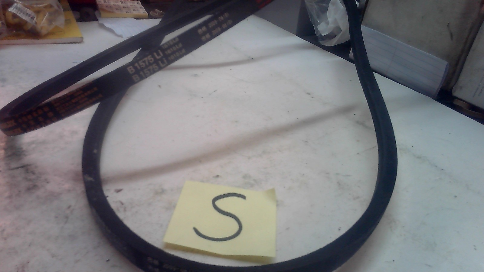 B1575 Belt LOT OF 2